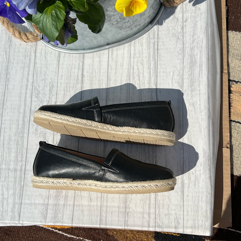 Black Leather Espadrille Slip-On Shoes - Women - Picture 8 of 14